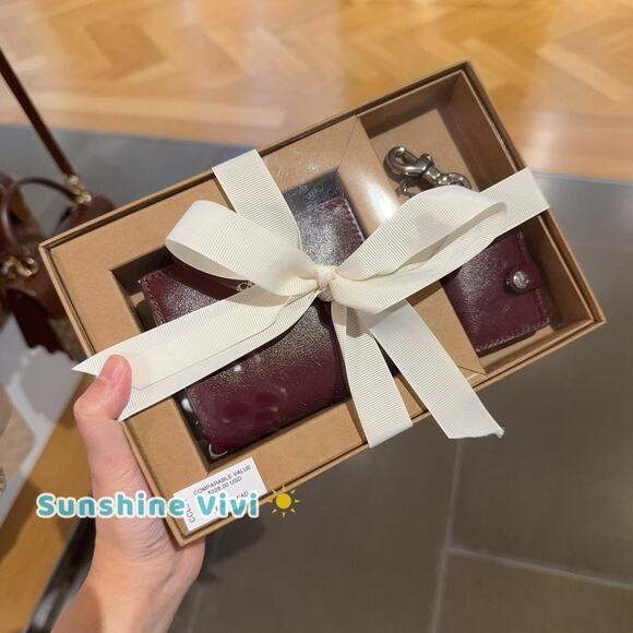 NWT Coach Boxed Snap Wallet And Picture Frame Bag Charm CCL94 Holiday Gift - Picture 3 of 5